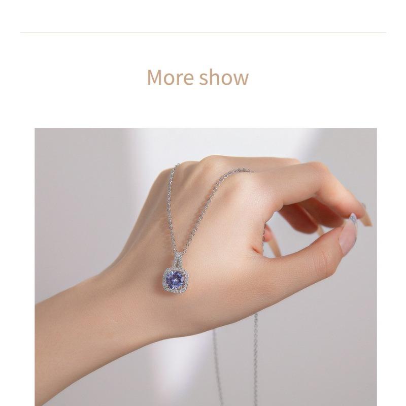 Luxury Simple Square Zircon Titanium Steel Silver Clavicle Necklace For Women