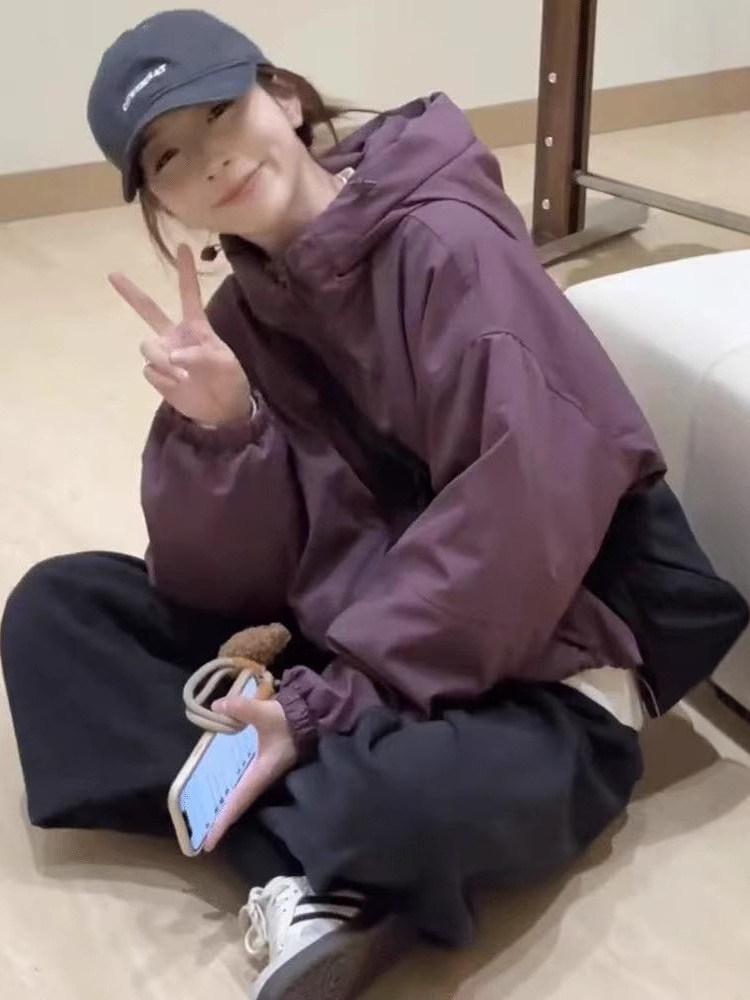 Women's Unique Hooded Windbreaker Jacket - Stylish and Loose Fit for Spring and Autumn 2025.