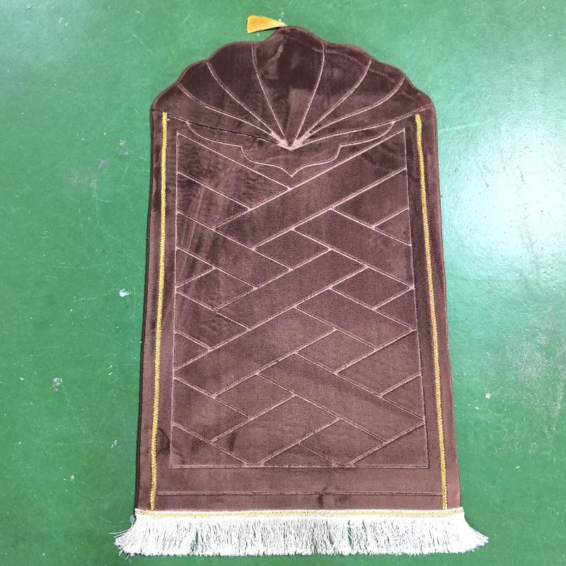 

1pcs Home Living Room Prayer Carpet Flannel Floor Mat Geometric Embossed Prayer Rug Soft Decorative Floor Covering 65x110cm кавовий