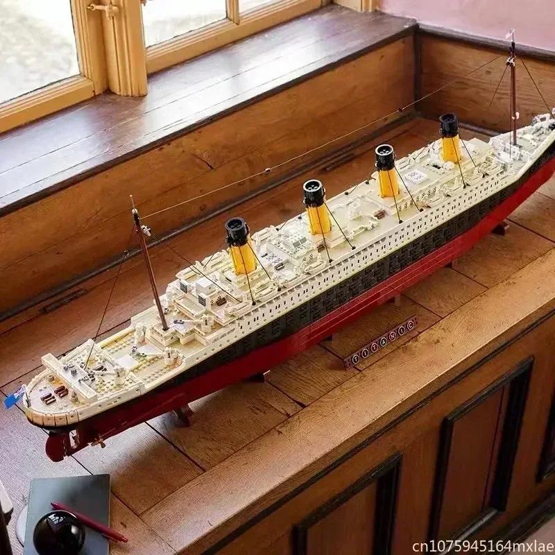 Creative 2025 Titanic Cruise 10294, Educational Toys, Birthday Toy Gifts, Christmas, Halloween Gifts
