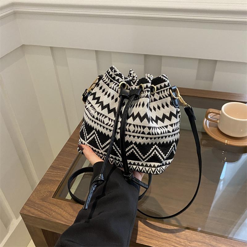 Drawstring Shoulder Bag, Trendy Crossbody Bag, Stylish Bucket Bag, Women's Bag