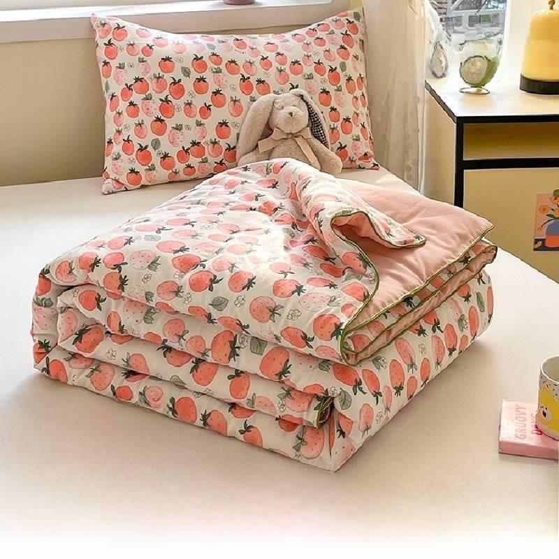 Rabbit Bear Dinosaur Strawberry Print Washed Cotton Summer Air Quilt Conditioner