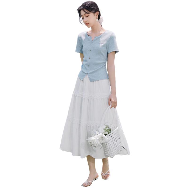 Xiangying Light Blue V-Neck Slit Hem Short Sleeve T-Shirt