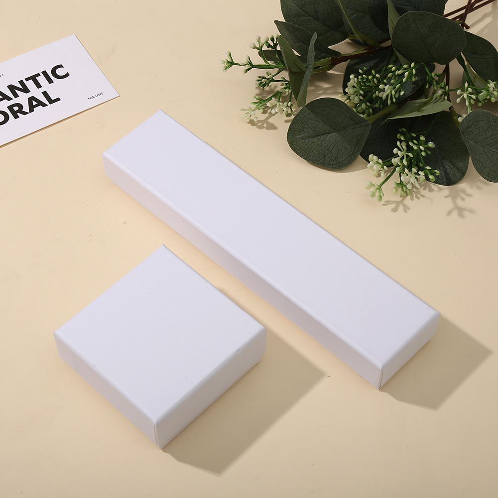 

In-Stock Jewelry Box: Black Kraft Paper Storage for Necklaces, Bracelets, Rings