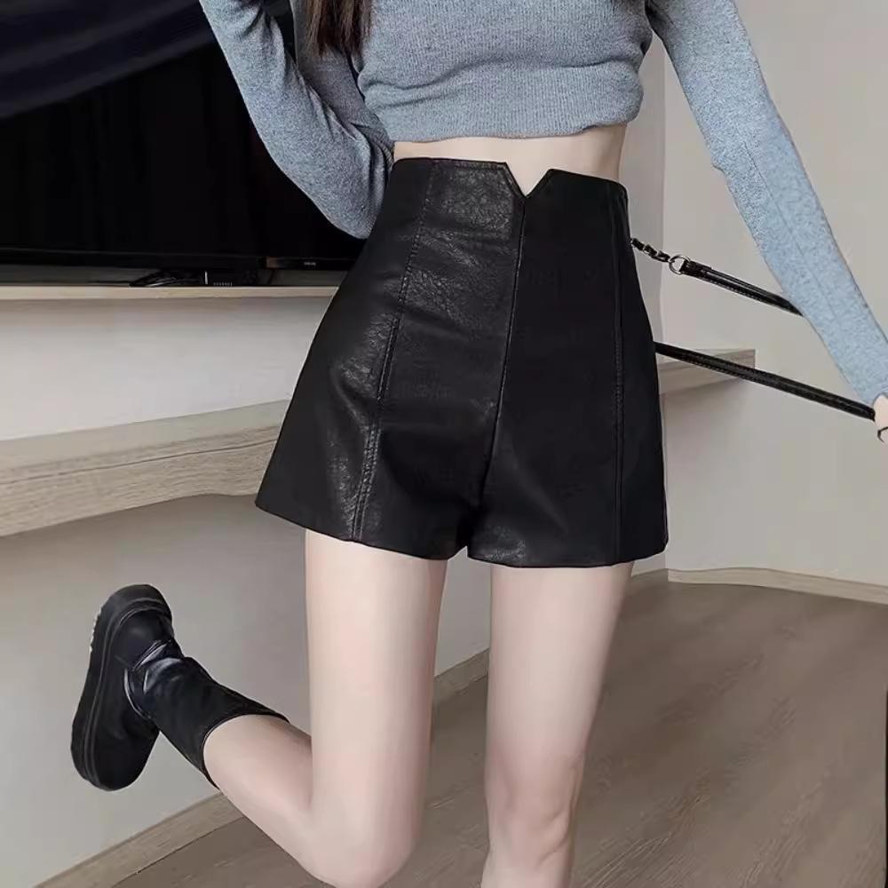 

Women s High-Waisted Slimming PU Leather Shorts - 2024 Autumn/Winter Petite Korean A-Line Wide-Leg Design Medium