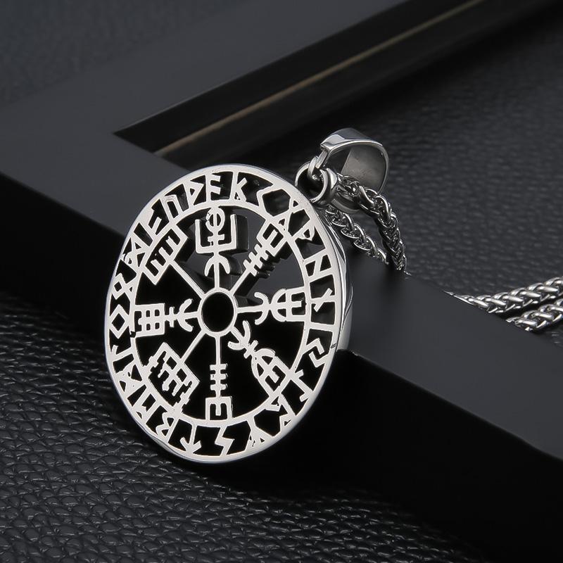 

Классический полый дизайн Viking Vegvisir Compass Ожерелье Кулон 316L из нержавеющей стали Скандинавские руны Кулон Скандинавский Норвежский Подарок