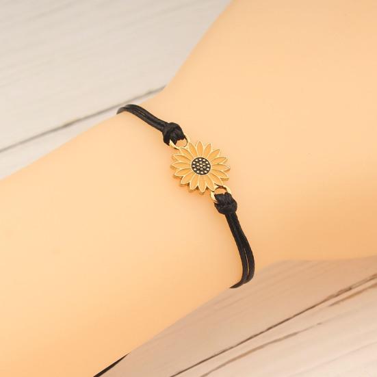 2Pcs Braided Bracelets, Adjustable Drawstring Design Friendship Bracelets, Chrysanthemum Pendant Friendship Wristbands for Versatile Daily Wear