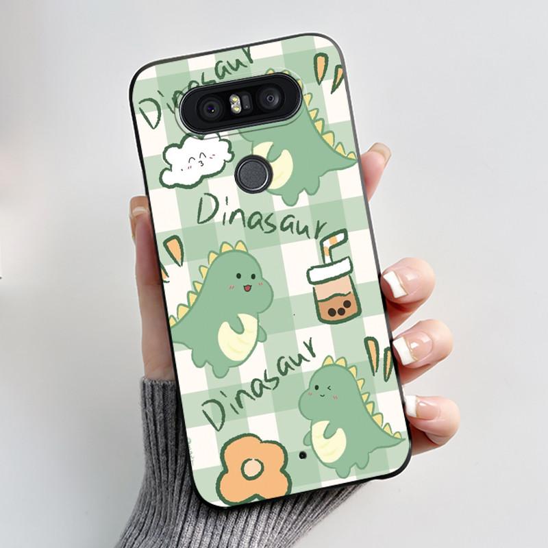 Cute Case For LG Q8 Funda Fashion Capa Coque Printing Shell Protective Cover Soft Silicone Cartoon Black Casing