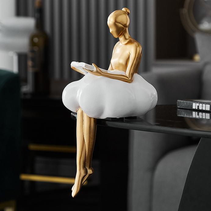 Living Room Car Desktop Character Ornament Decoration