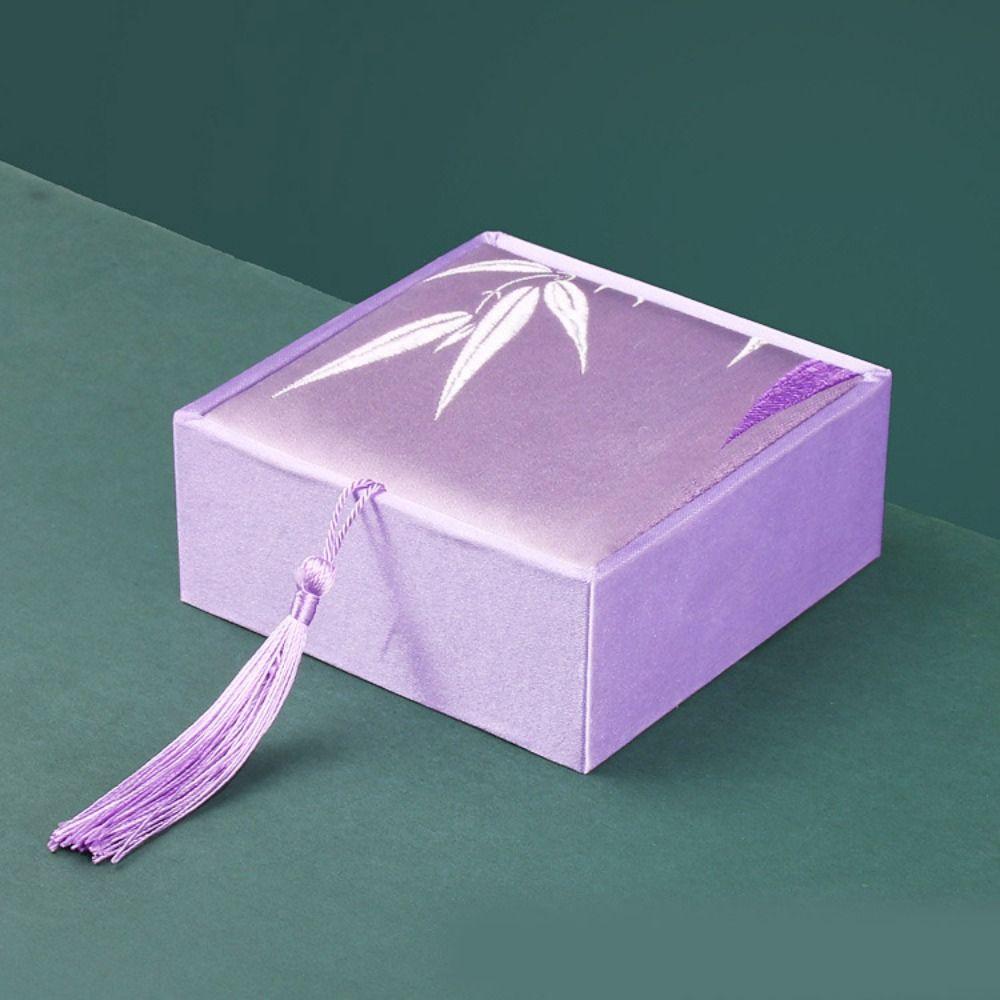 

Rectangular Chinese Style Jewelry Display Box Chinese Style Jewelry Packaging Box Ring Gift