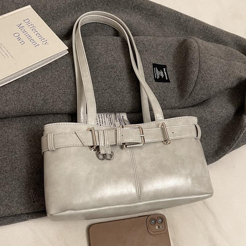 Korean niche underarm bag women's 2025 new trendy autumn and winter fashion commuter shoulder bag simple and versatile handbag