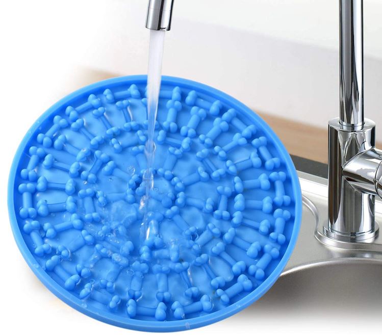 Tray, bowl, treat mat, slow-eating mat with suction cups and PetJet dividers