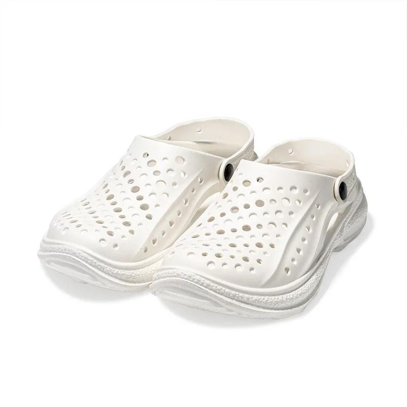 Fashion White EVA Soft Sole Men Clogs Slippers Casual Hole Beach Sandals Outdoor Men Garden Shoes Summer Sandals Home Slides Male