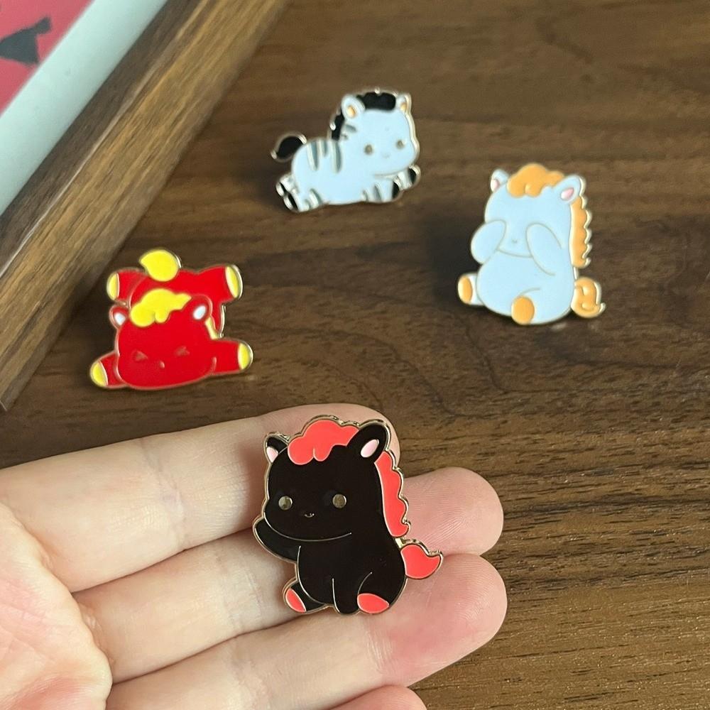 Chinese Style Zodiac Horse Brooch Zinc Zinc Zinc Alloy Animal Brooch New Year Lapel Pins  Spring Festival