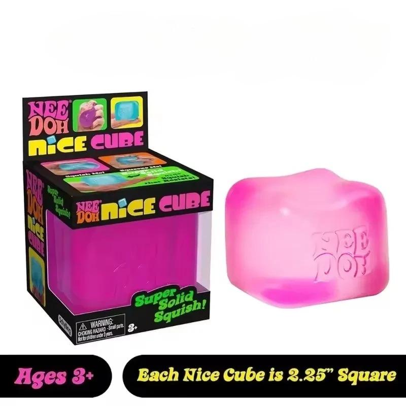 Schylling Needoh Nice Cube Sensoriale Nice-Sicle Sollievo dallo Stress Cubo Morbido Anti-Ansia Oggetto da Spremere Per la Concentrazione Popolazione ADHD