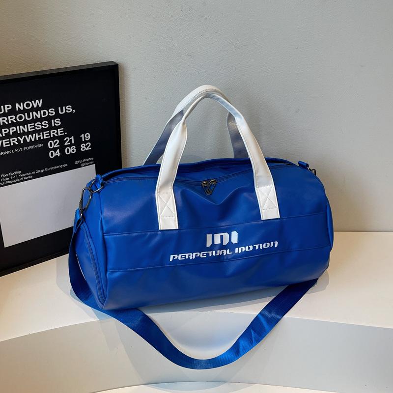 

Large Capacity Waterproof Crossbody Bag for Women - Lightweight, Wet/Dry Separation, Perfect for Gym, Sports, and Yoga 46x17x21 cm