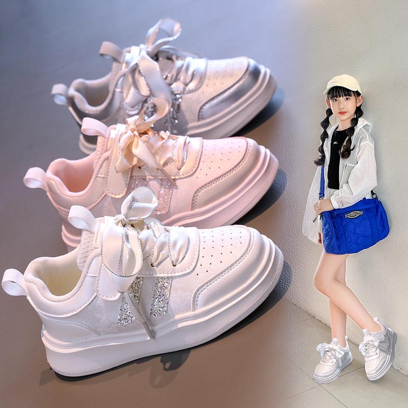 Girls' board shoes, low-top white sneakers, autumn new style little girls' sports shoes, stylish and versatile kids shoes