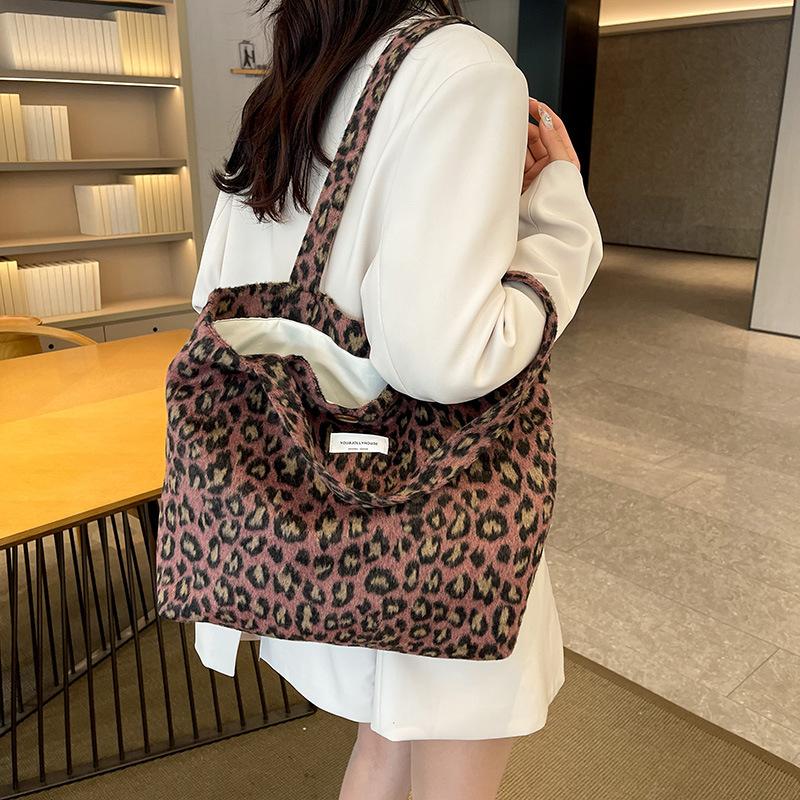 Autumn Casual Fashion Woolen Plaid Shoulder Bag Retro Leopard Print Portable Commuter Canvas Bag Women's Casual Shoulder Bag