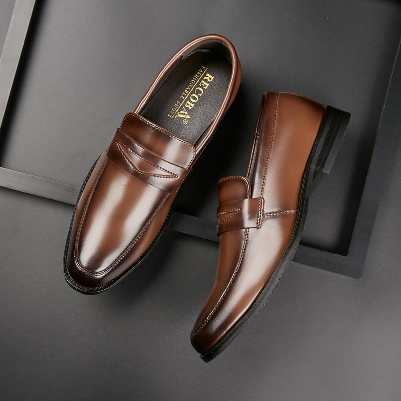 British Penny Loafers New Charm Business Black Brown Shoes For Men Designer Formal Wedding Prom Dress Homecoming Footwear