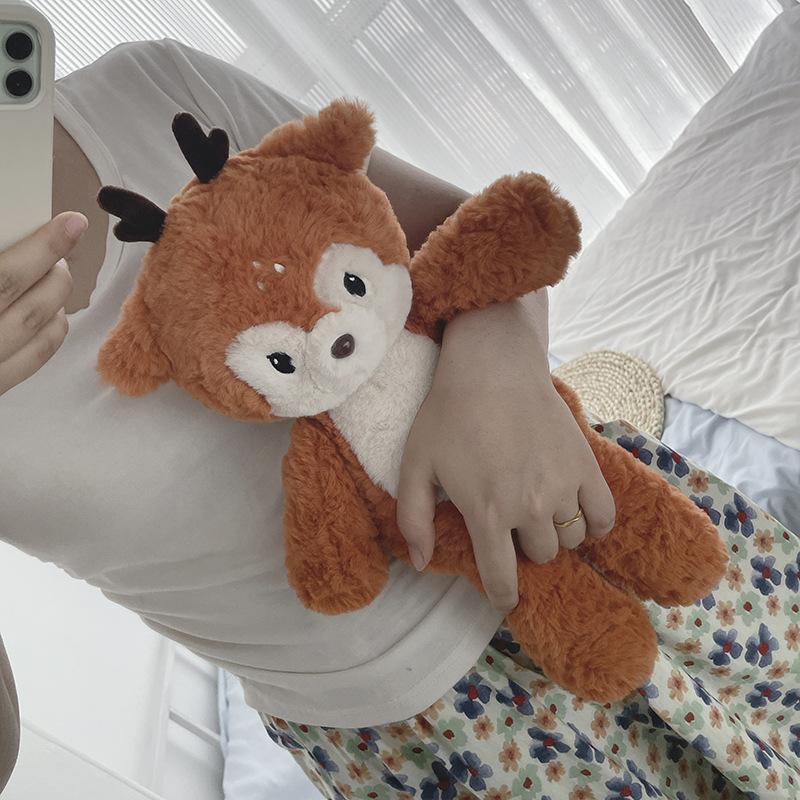 

Плюшевые игрушки, куклы европейских и американских оленей, куклы белок. About 40cm