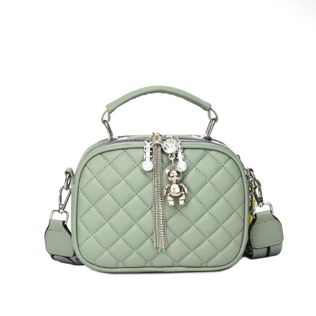 

Маленькая женская сумка с широким плечевым ремнем и ромбовидной бахромой Премиум-сумка в иностранном стиле Niche Messenger Bag зелёный