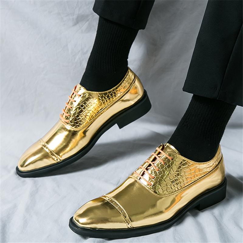 Designer New Pointed Gold Black Brogue Oxford Leather Shoes for Mens Luxury Formal Wedding Prom Dress Homecoming  Zapatos Hombre