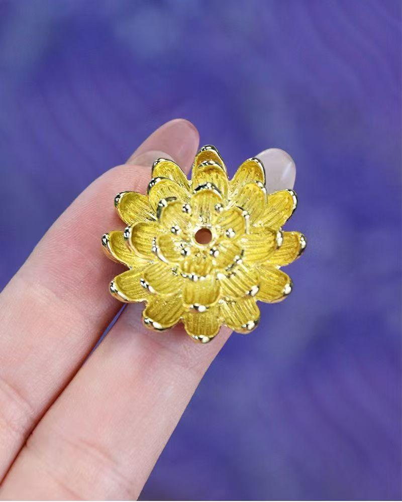 

1PC Golden Flower Thread Incense Seat Mini Lotus Aromatherapy Stove Home Fragrance Path Tea Ceremony Accessories
