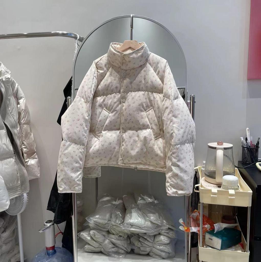 Korean Pastoral Small Floral Down Jacket Women's 2025 New Stand-up Collar Small White Duck Down Bread Jacket Winter Coat