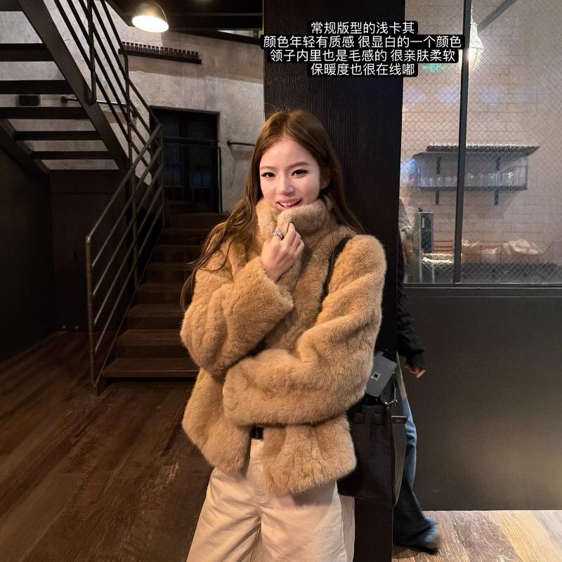 Soft and bony autumn and winter foundation, environmentally friendly fur integrated fur jacket