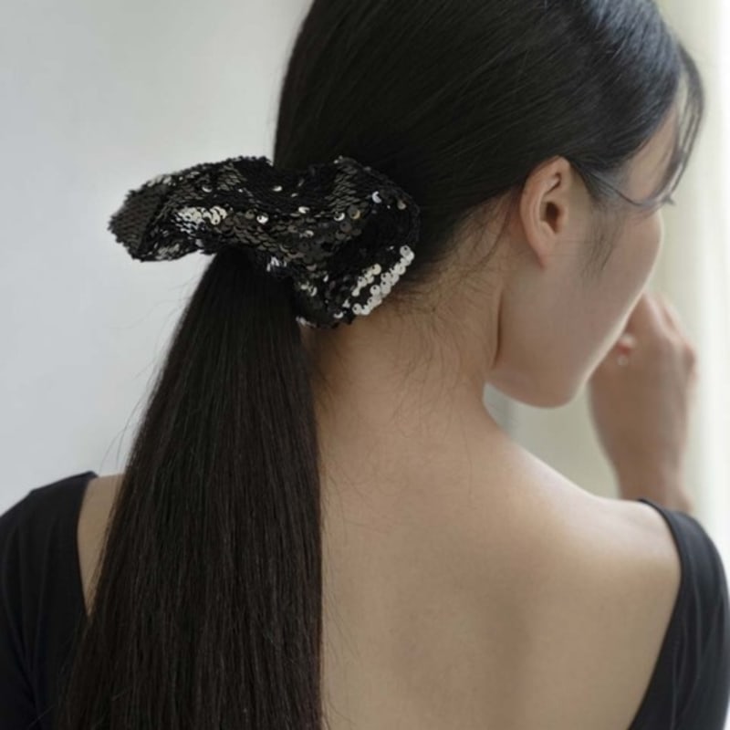 eclaaire LANTERNE scrunchie | SEQUIN BLACK