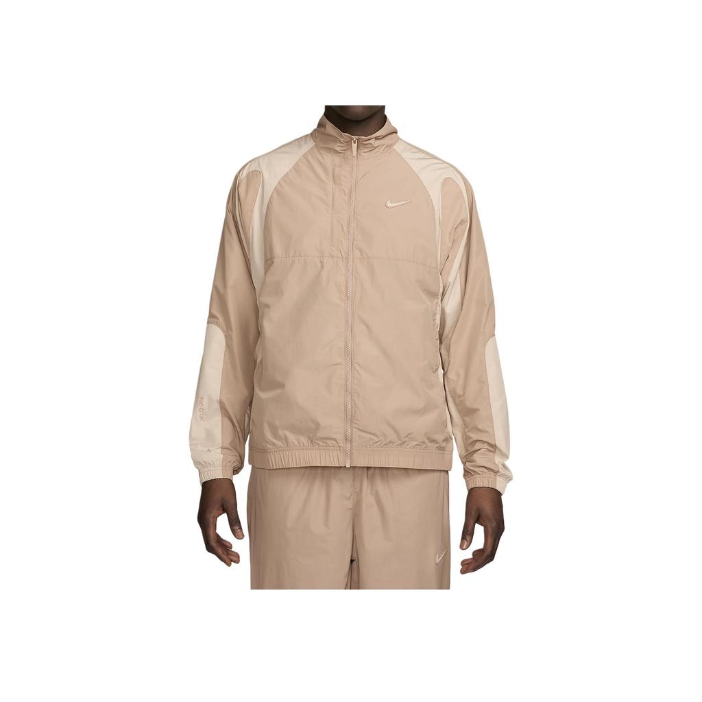 Nike X Nocta SS24 Zweifarbige Logo-Stehkragen-Sportjacke Herrenjacke Beige FN7666-200