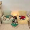 Canapé pour Animaux de Compagnie Style Coréen Mini Lit pour Chat à Carreaux pour Petits Chiens Tissu Lavable Fauteuil Inclinable Meubles pour Animaux de Compagnie Fauteuil pour Animaux Confortable pour Enfants