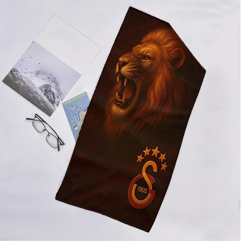 Galatasaray Fashion Beach Towel: Ideal for Summer Adventures Soft, absorbent and quick drying suitable for swimming and bathing