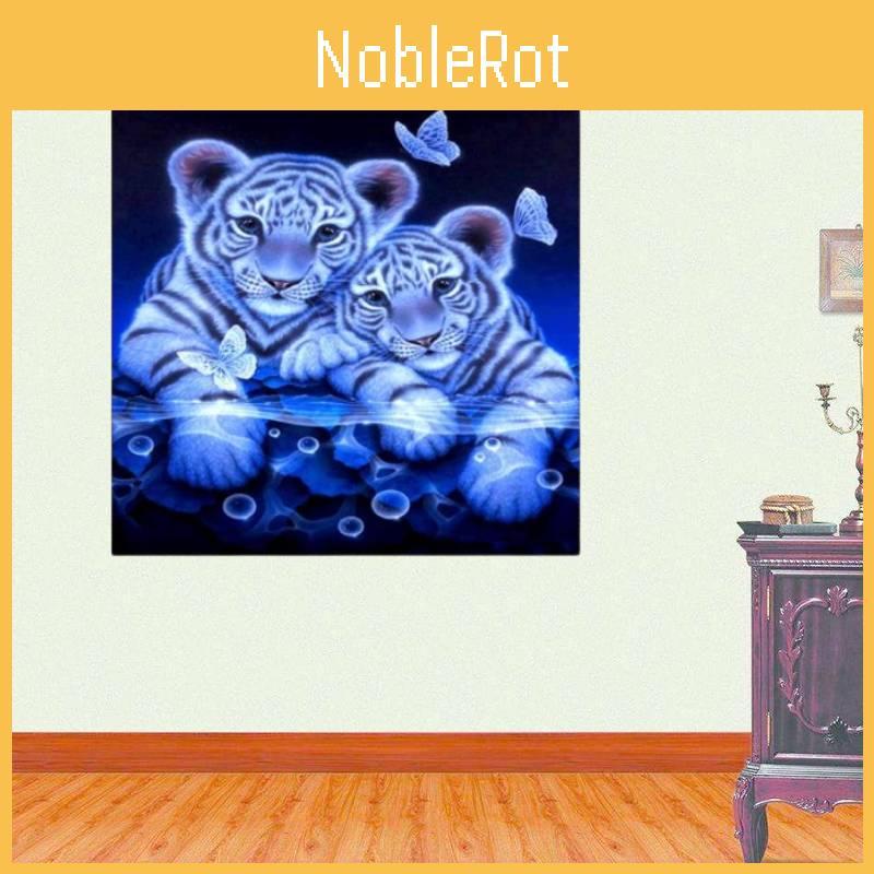 Exquisites DIY-Malen Vollkreis Tiger Schmetterling mit 3D-Stickerei für elegante Heimdekoration
