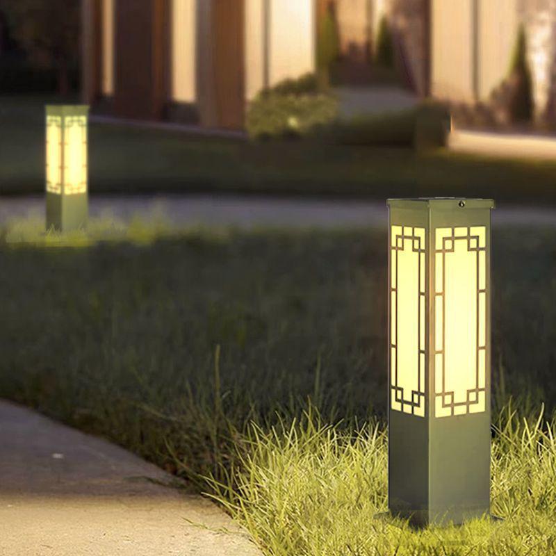 Solar-Powered Waterproof Lawn Light for Outdoor Garden or Villa