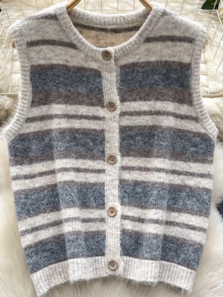 

Осенний винтажный вязаный кардиган для пожилых женщин, шикарный дизайн, темперамент, полосатые топы, женская повседневная, довольно однотонная, свободная одежда, новая L абрикосовый