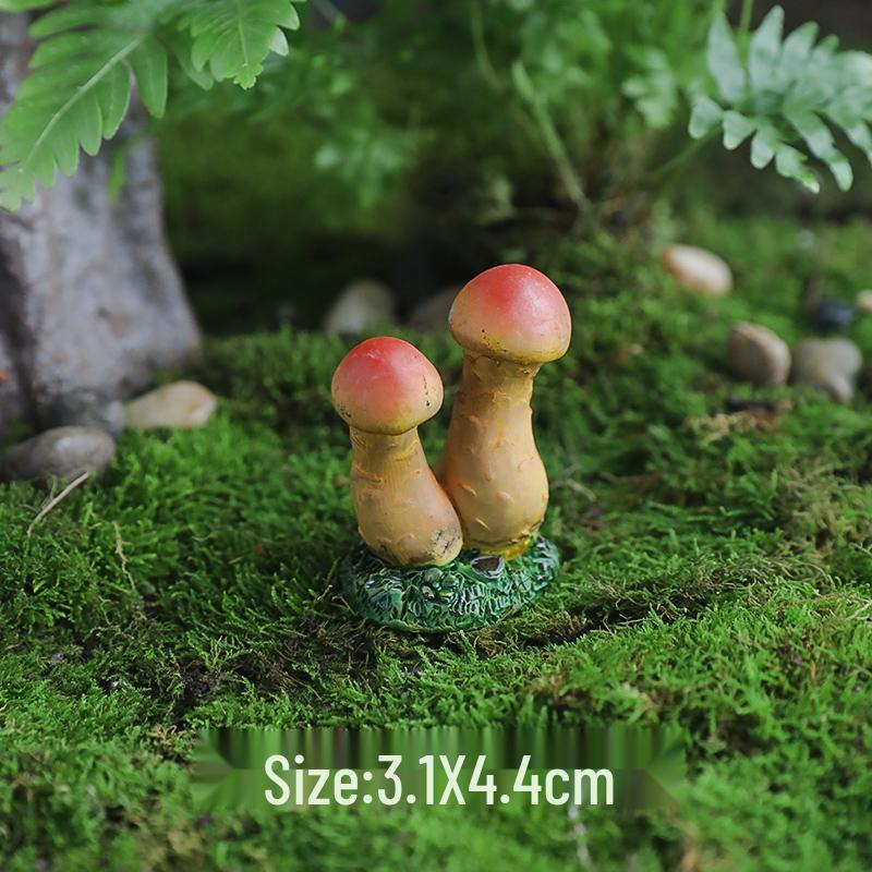 Red Mushroom Resin Ornament for Succulent Pots - DIY Micro Landscape Decoration