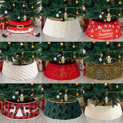 3D Round Plush Christmas Tree Skirt - Decorative Tree Base Cover Festive Christmas Scene Fence Ideal for Holiday Decorations