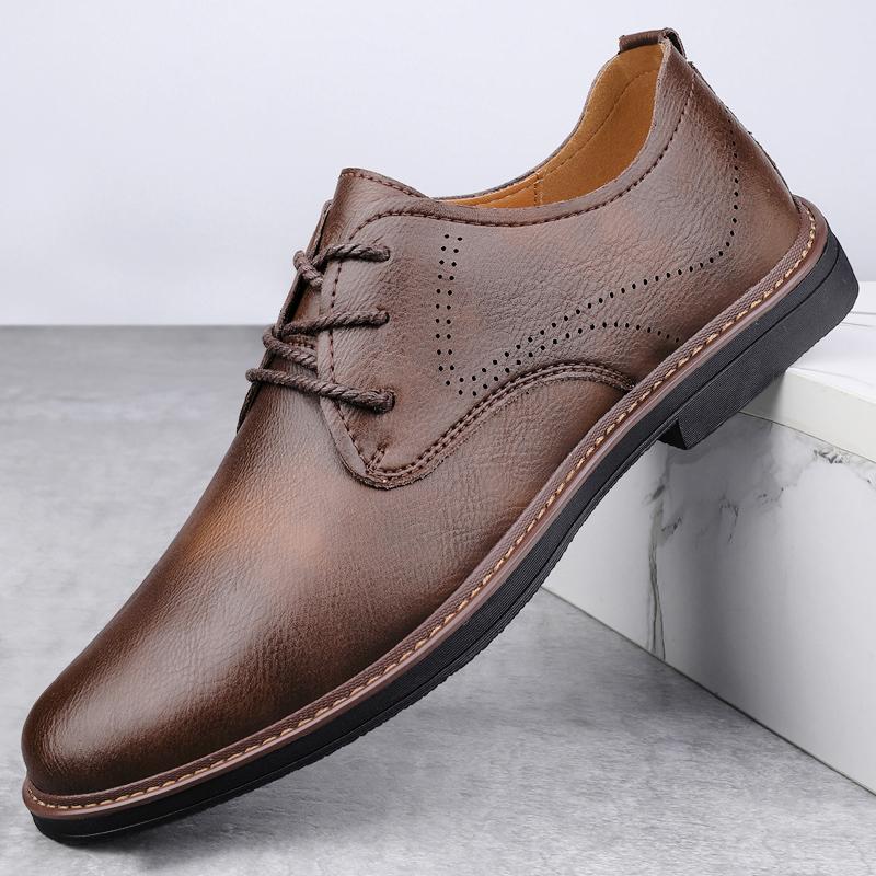 

Чоловічі офіційні чорні шкіряні туфлі Оксфорди на шнурівці Чоловіче весільне взуття для офісу, ділового повсякденного взуття 44 темно-коричневого кольору