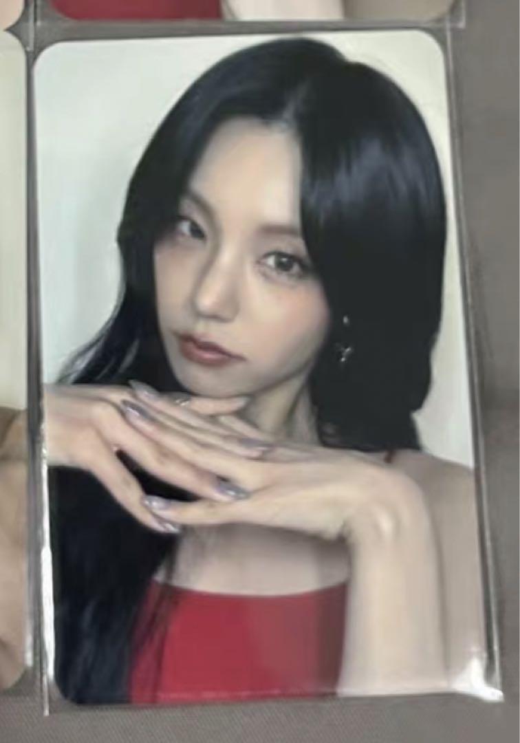 

[USED] ITZY Air Yeji Solo BDM Bonus Trading Card 4