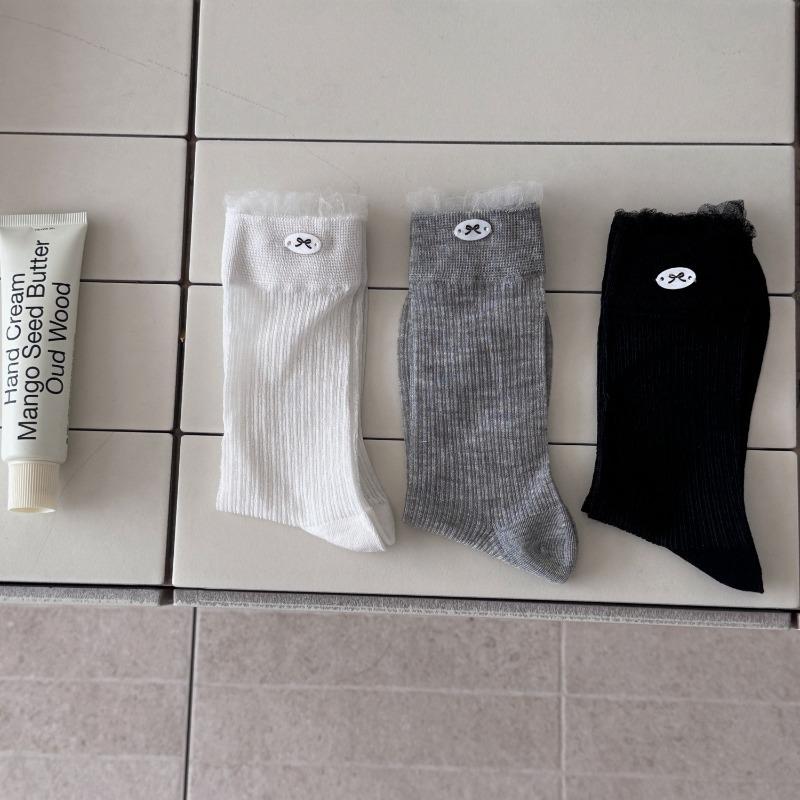 Thin Mulberry Silk Lace Edge Bow Buckle Pile Mid-calf Socks, Sweat-absorbing and Anti-ball Mesh Socks for Women