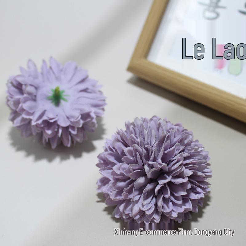 

Wedding Flower Decor: Table Tennis Balls, Chrysanthemums, Thistles, Hydrangeas, Dandelion, Onion Flowers & Hair Clips