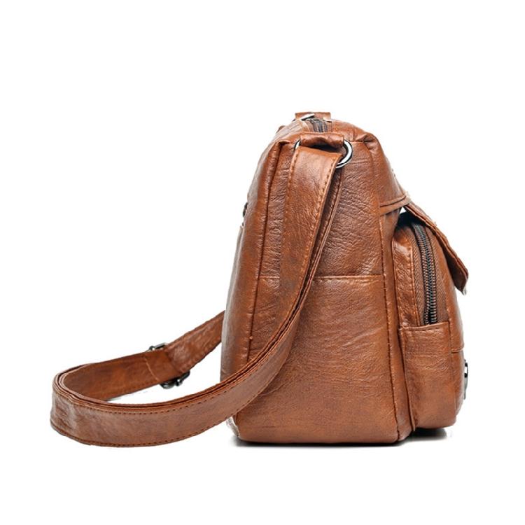 Shoulder Bag with Vintage Charm Practical & Fashionable Bag for Work or School