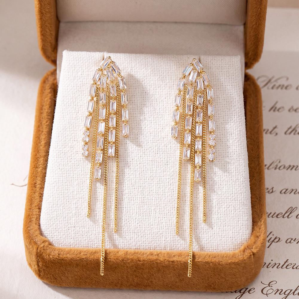 Exquisite Personalized Tassel Waterfall Earrings - Light Luxury Stud Jewelry