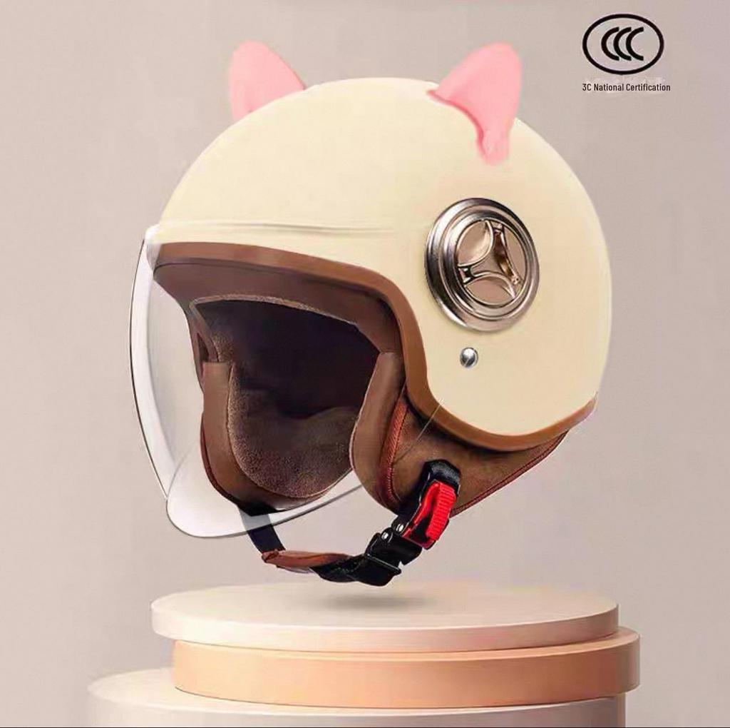 "Universal Retro Gray Motorcycle Helmet, 3C Certified for All Seasons"