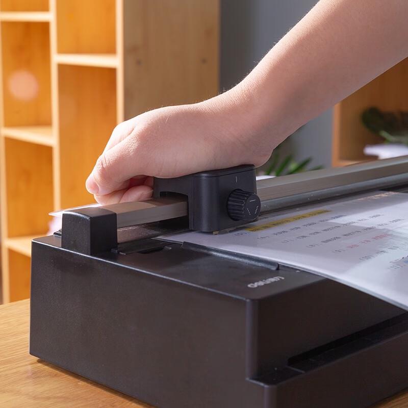 Deli A3/A4 Home Office Laminator with Cutter CN plug (adapter included)
