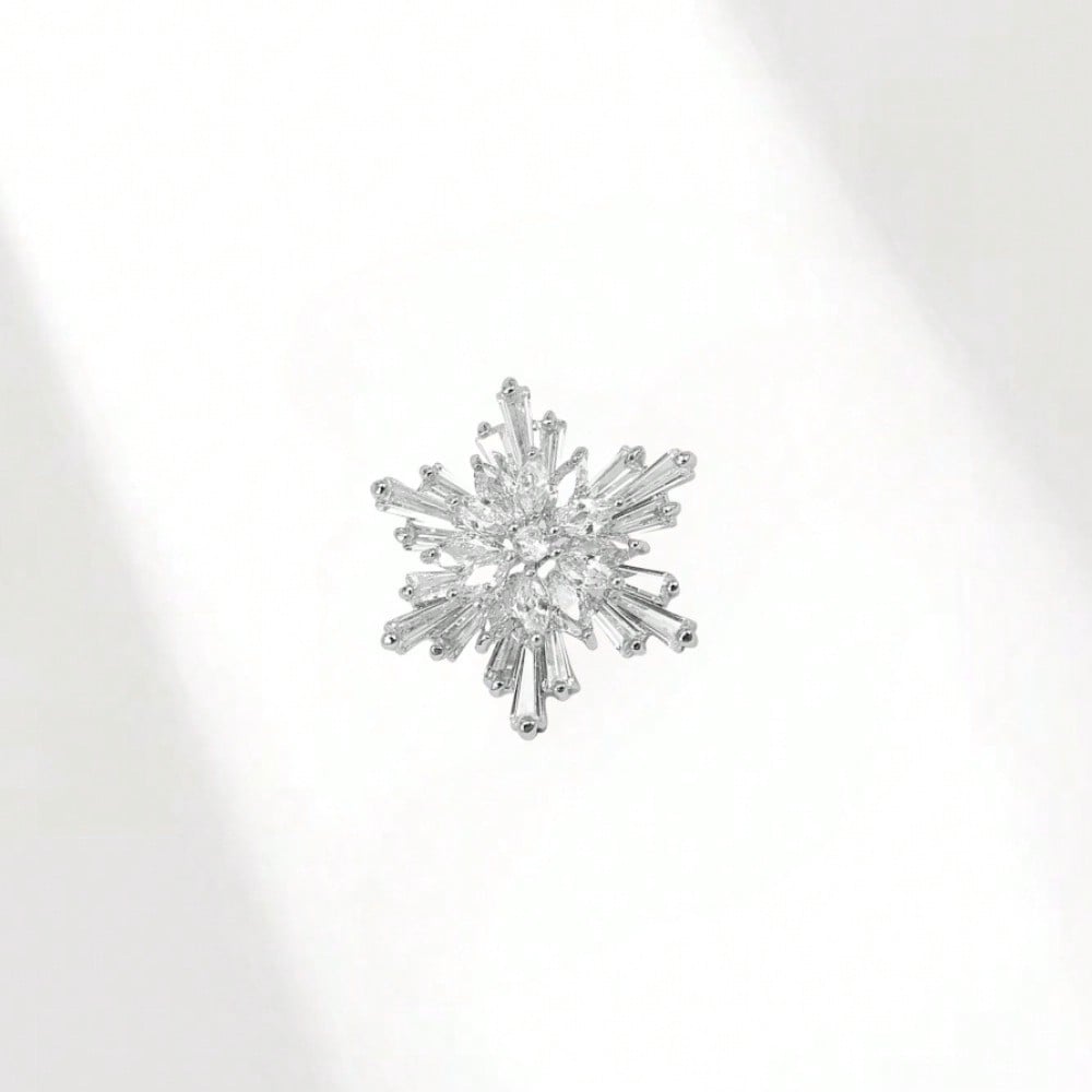 Snowflake Crystal Brooch, Silver-Tone Geometric Luxury Pin for Formal Party & Gift