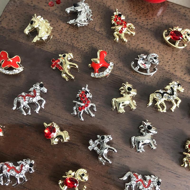 10Pcs 2026 New Year Horse Alloy Nail Art Jewelry Rhinestone Glitter Flatback Nail Decoration Diy 3D Of The Horse Ornaments Charm