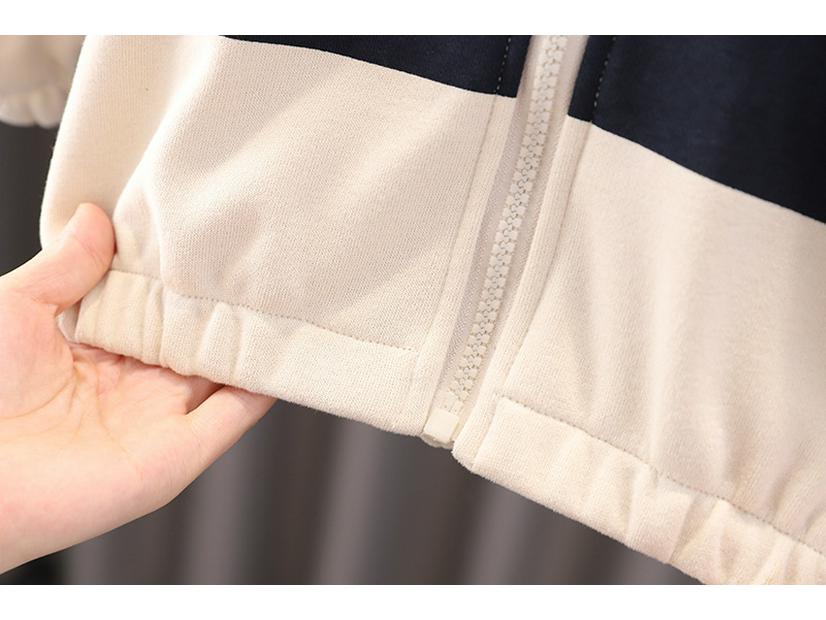 Çocuk Üç Parça Spor Takımı: Yarım Balıkçı Yaka, Fermuarlı, 1-6 Yaş, İlkbahar ve Sonbahar için