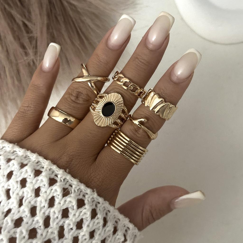 Exaggerated Gold Color Geometric Rings Set For Women Rhinestone Flower Heart Trendy Imitation Pearl Steam Punk Personality Gifts